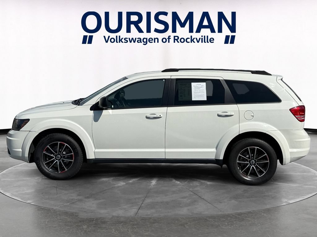 Used 2018 Dodge Journey SE w/ Blacktop Package FWD image 3