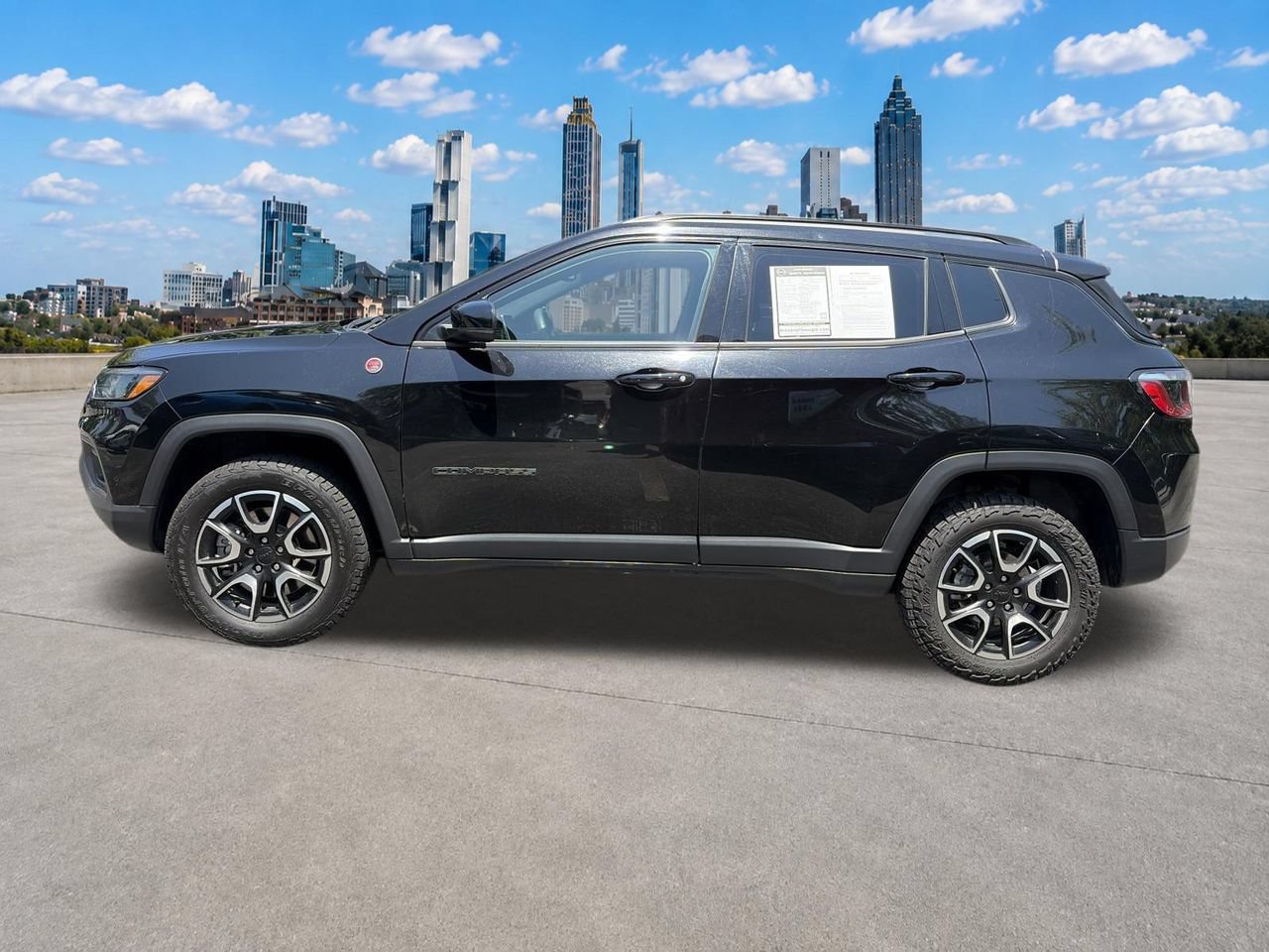 Used 2024 Jeep Compass Trailhawk AWD/4WD image 24
