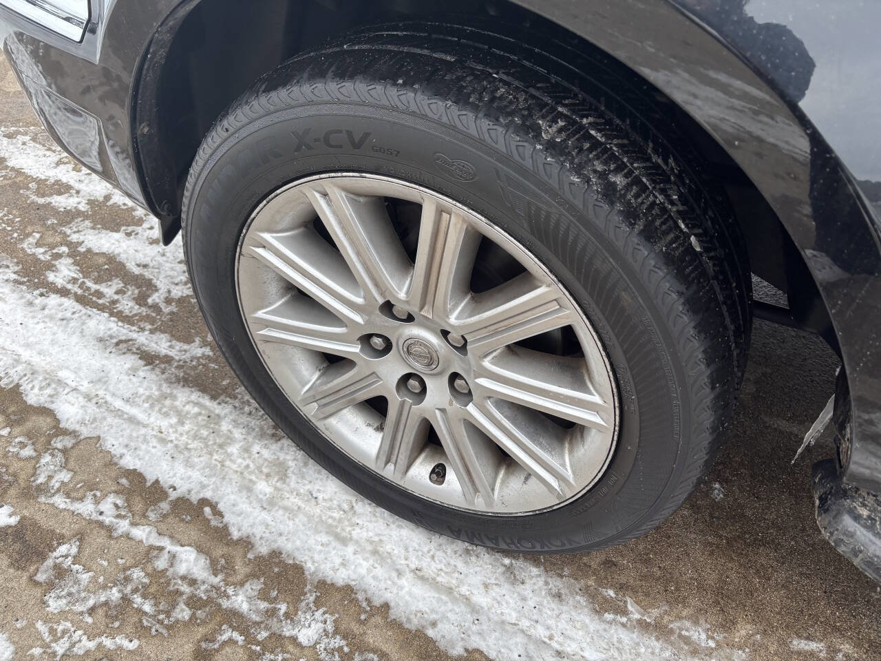 Used 2008 Chrysler Aspen Limited image 4