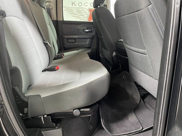 Used 2022 RAM 1500 Classic SLT image 21