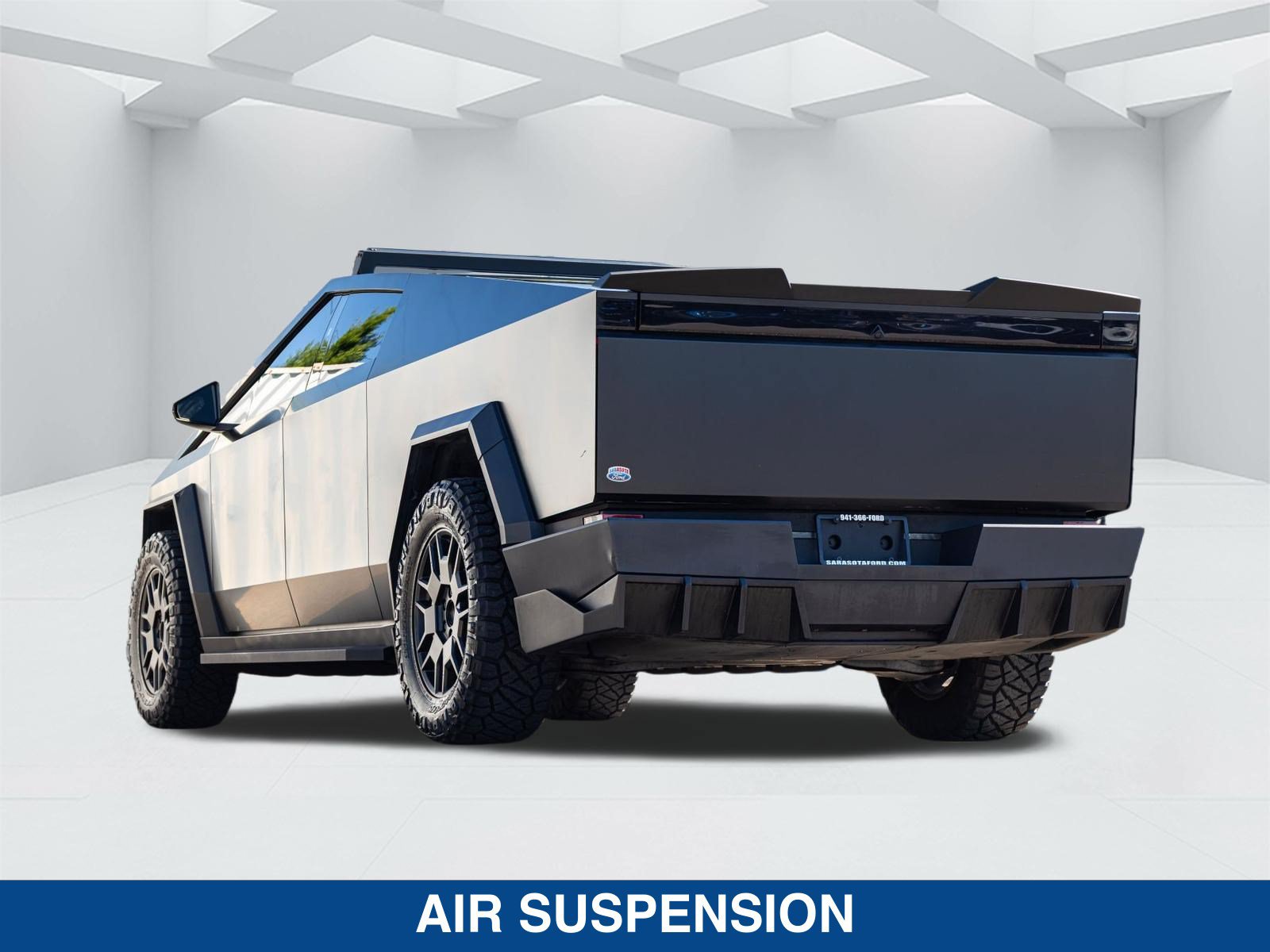 Used 2024 Tesla Cybertruck Cyberbeast AWD/4WD image 6
