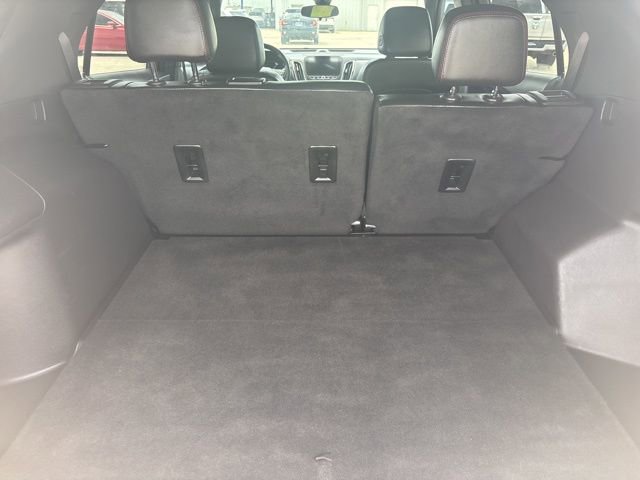Used 2023 Chevrolet Equinox RS w/ RS Leather Package image 35