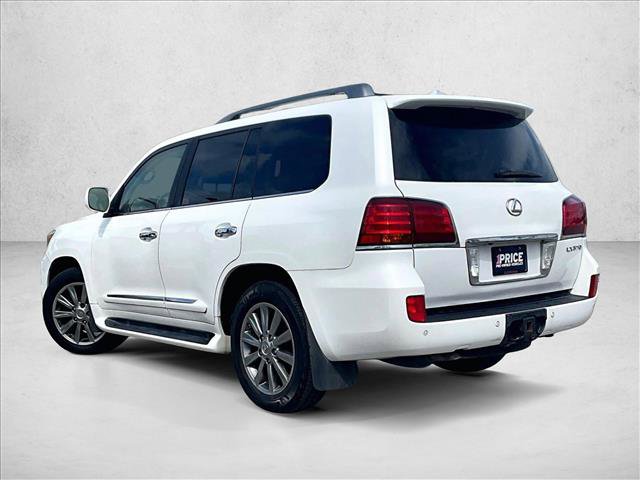 Used 2011 Lexus LX 570 4WD w/ Luxury Pkg w/Pre-crash image 12