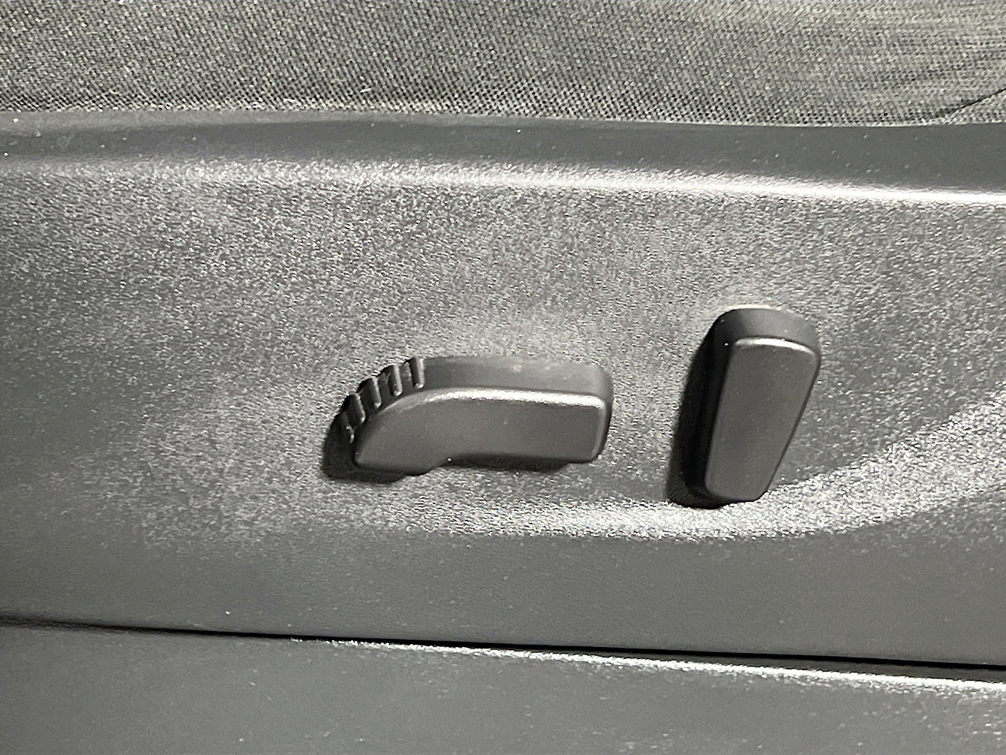 Used 2024 Nissan Frontier Pro-X w/ Pro Convenience Package image 16