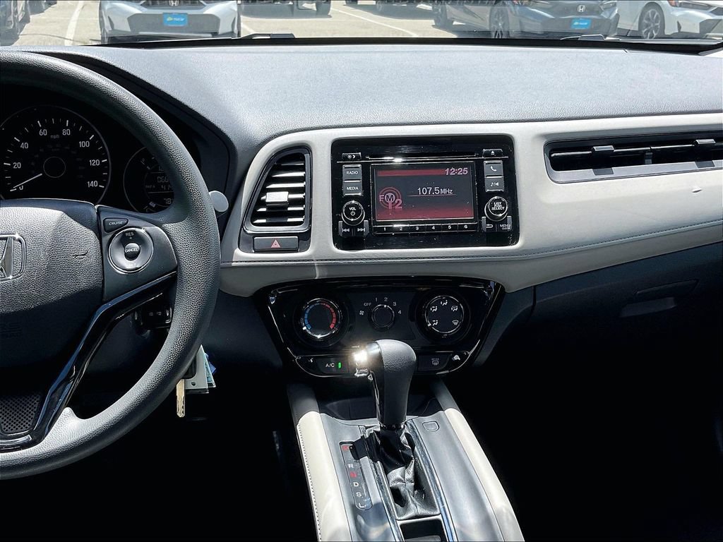 Certified 2019 Honda HR-V LX image 18
