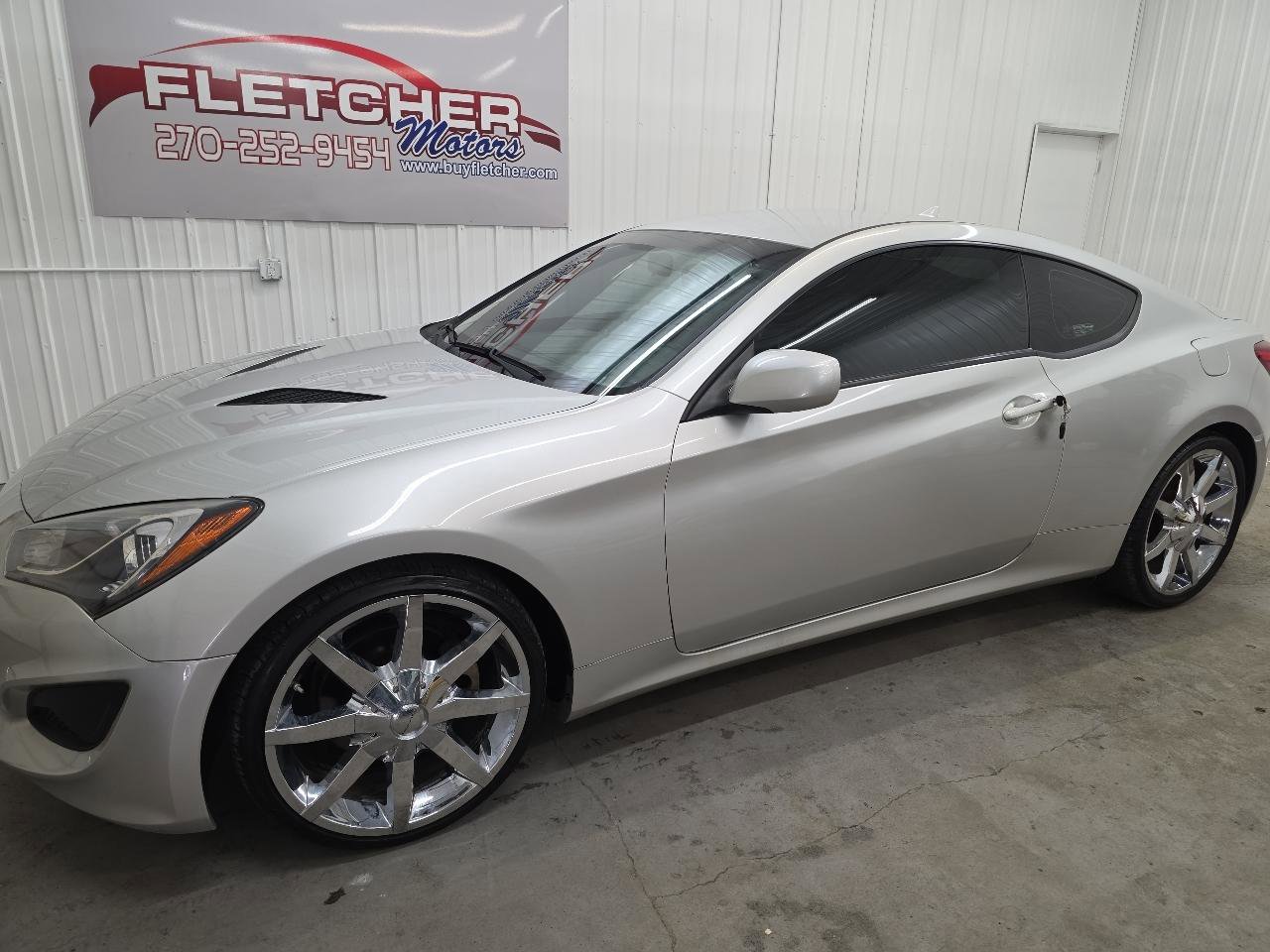 Used 2013 Hyundai Genesis 2.0T image 2