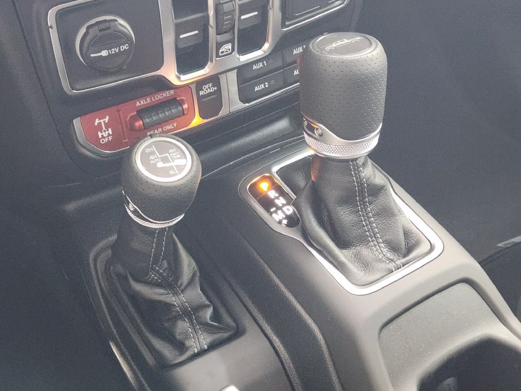 New 2026 Jeep Gladiator Mojave AWD/4WD image 16