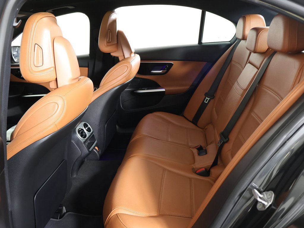 Used 2023 Mercedes-Benz C 300 4MATIC Sedan image 35