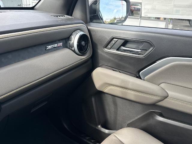 New 2026 Chevrolet Colorado ZR2 w/ Technology Package image 17