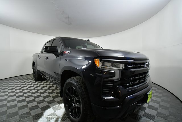 Used 2024 Chevrolet Silverado 1500 RST w/ Convenience Package II image 8