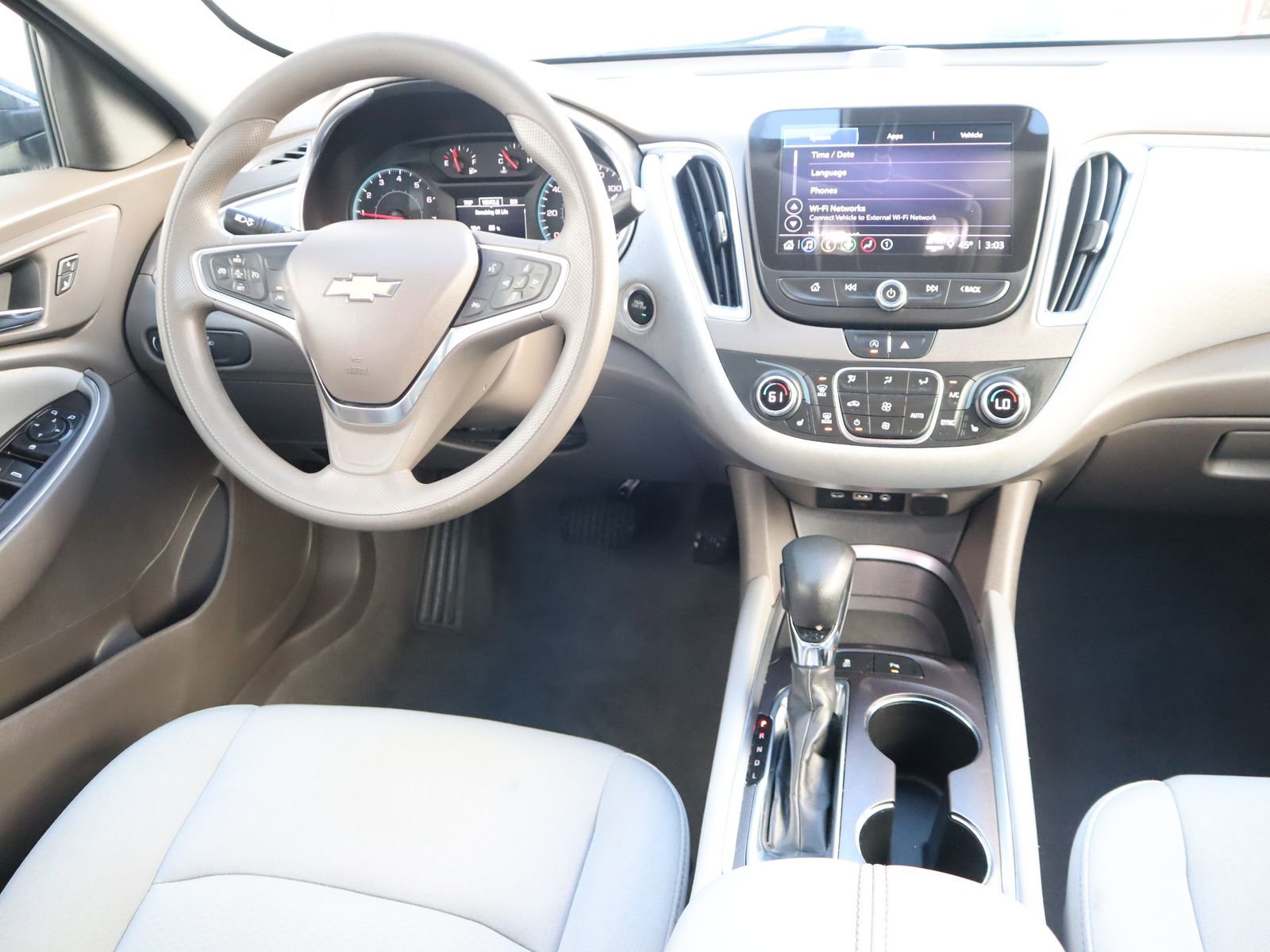 Used 2021 Chevrolet Malibu LT image 29