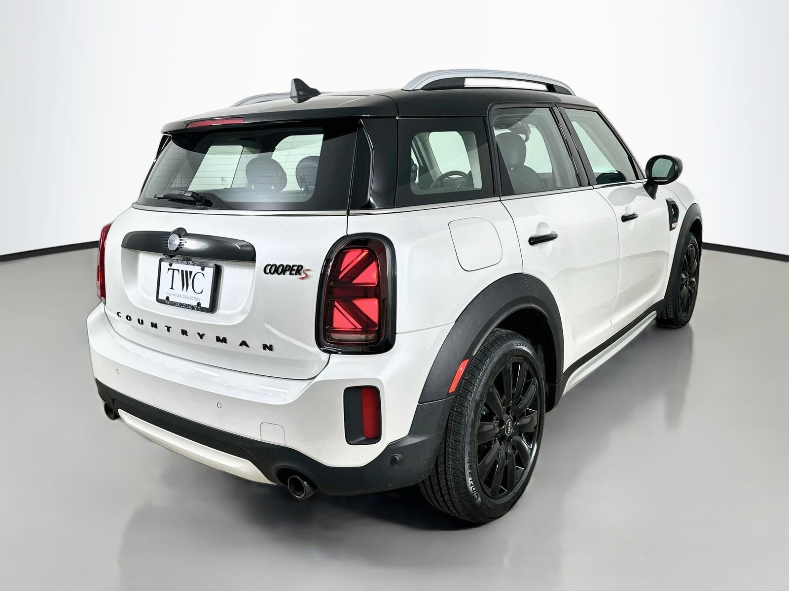 Used 2024 MINI Cooper Countryman S FWD image 5