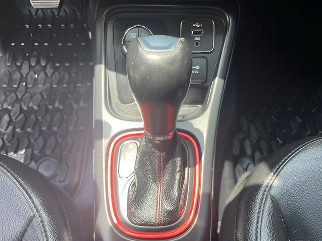 Used 2020 Jeep Compass Trailhawk AWD/4WD image 30