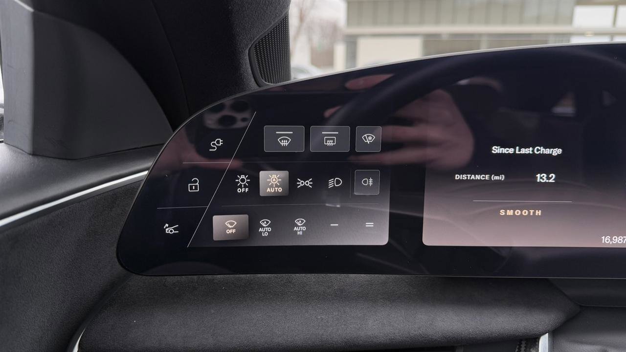 Used 2023 Lucid Air Grand Touring image 34