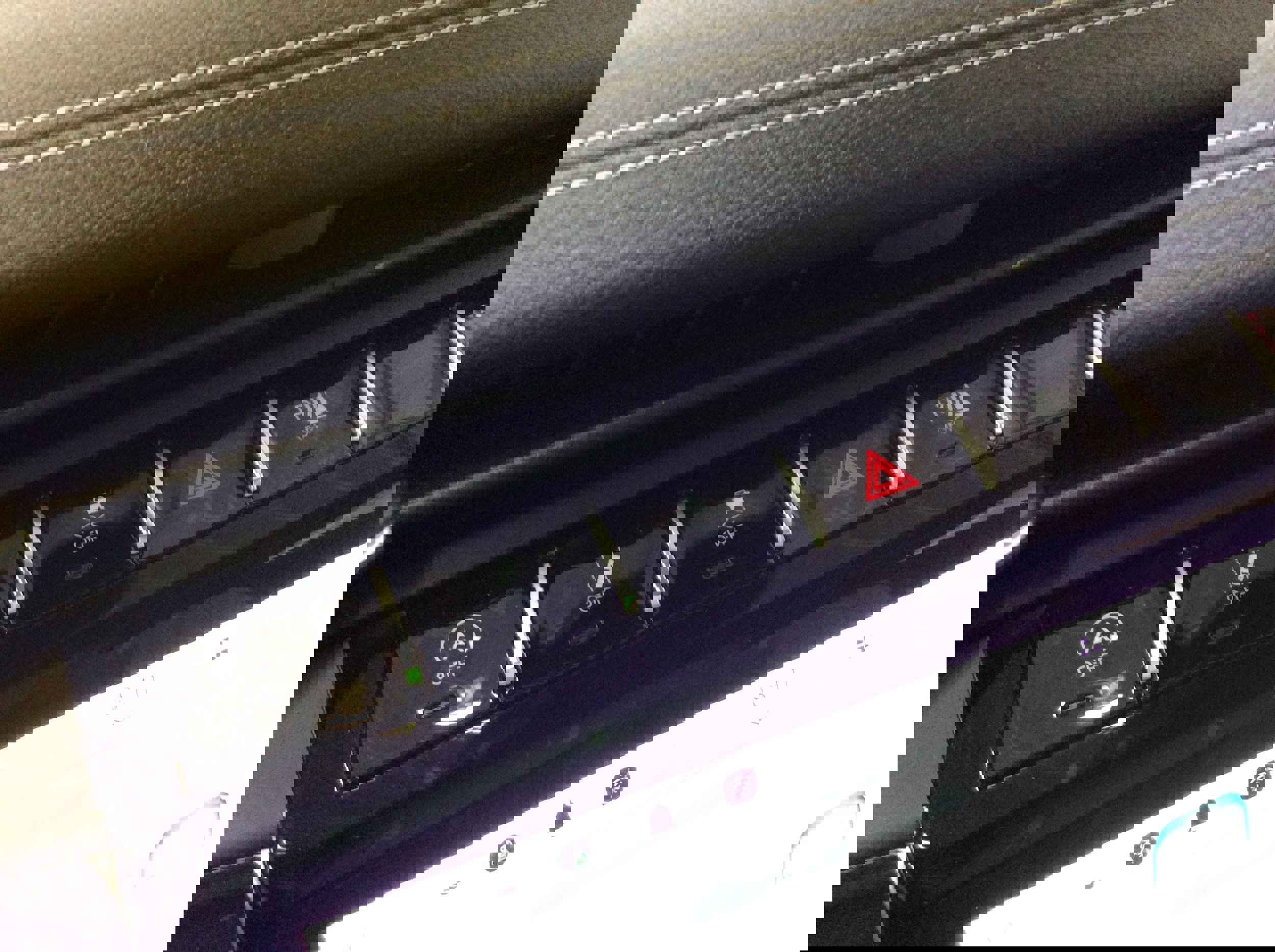 Used 2024 Jeep Grand Cherokee Limited image 28