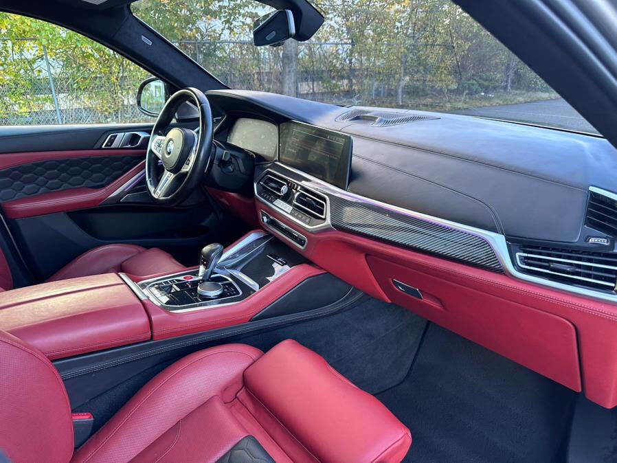 Used 2021 BMW X6 M w/ Competition Package image 29