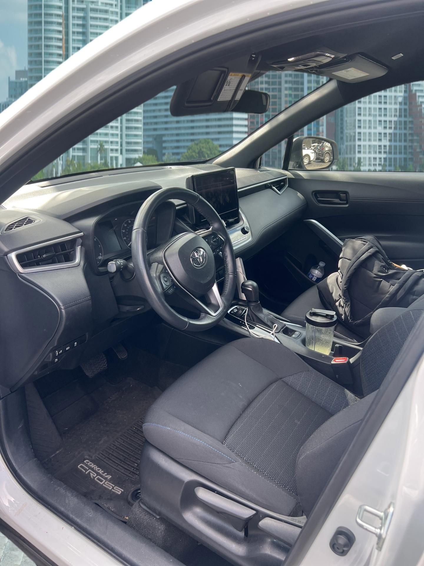 Used 2023 Toyota Corolla Cross SE image 10