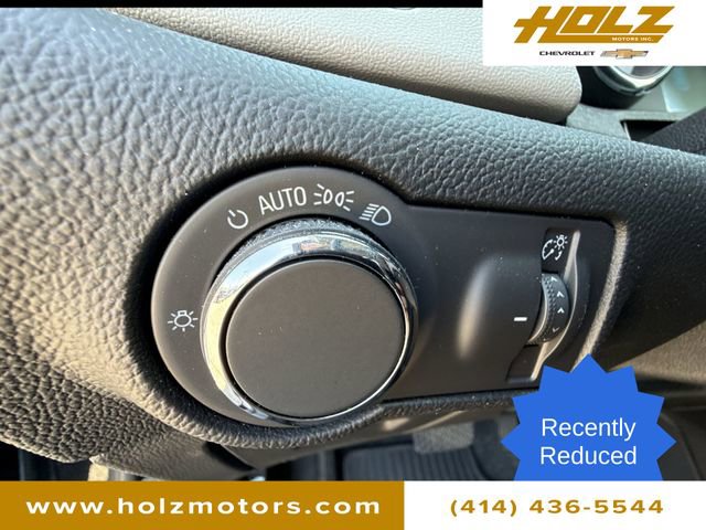 Used 2015 Buick Verano w/ Comfort Package FWD image 16