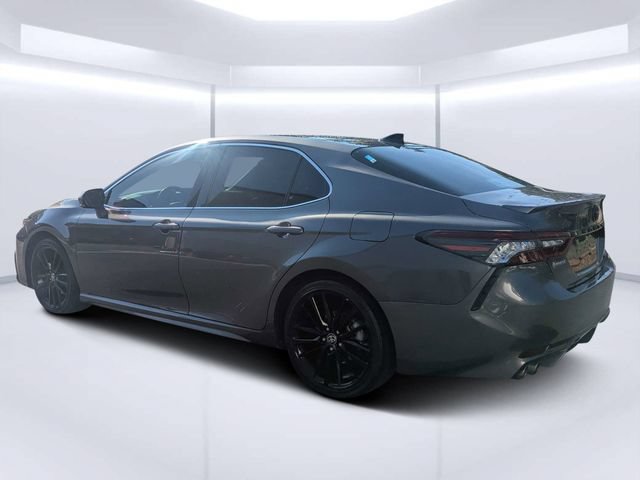 Used 2022 Toyota Camry XSE FWD image 5