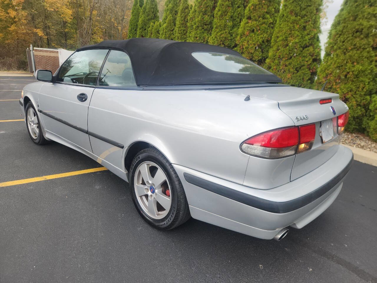 Used 2003 Saab 9-3 SE image 8