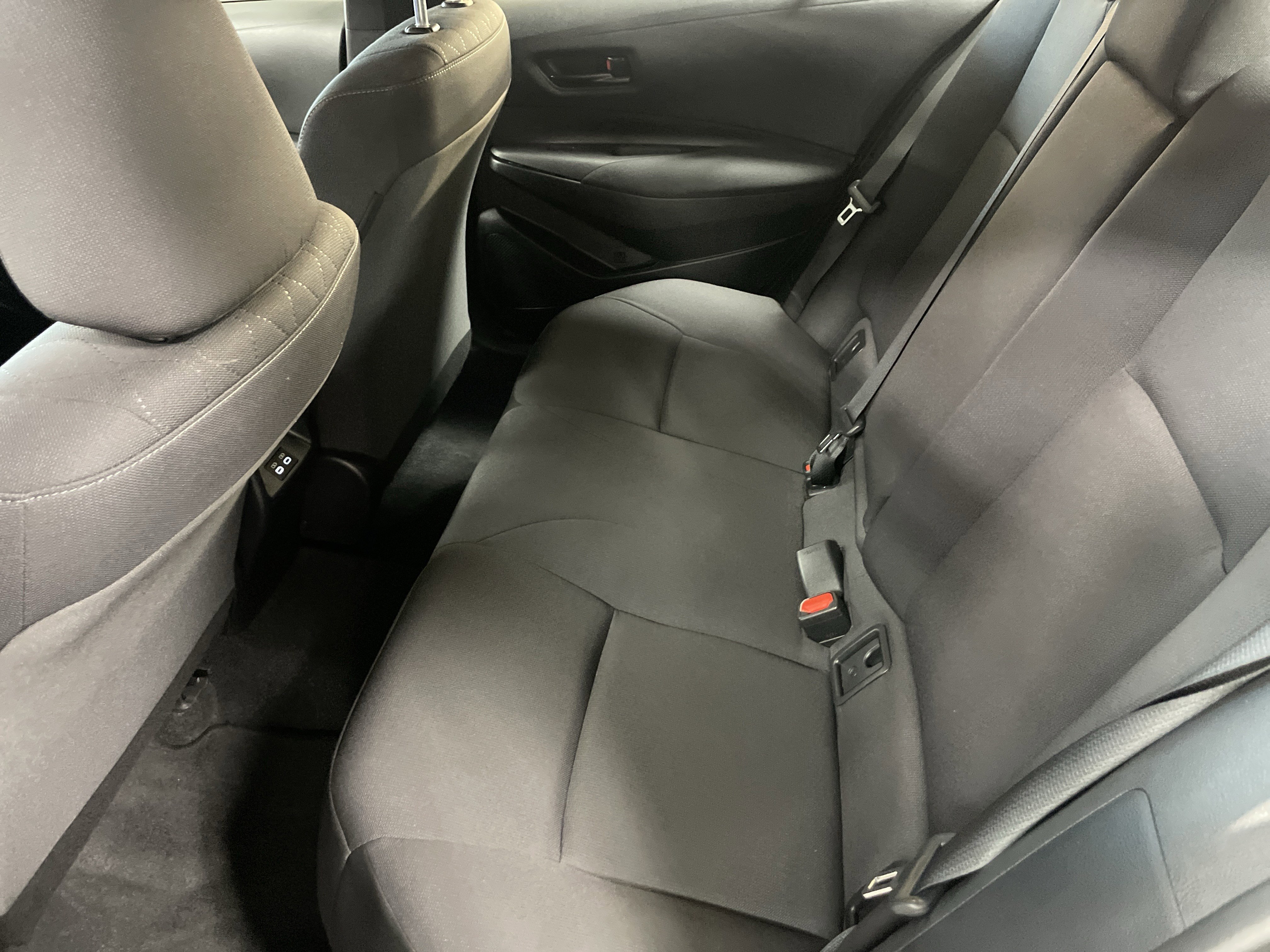 Used 2024 Toyota Corolla LE w/ LE Convenience Package image 32