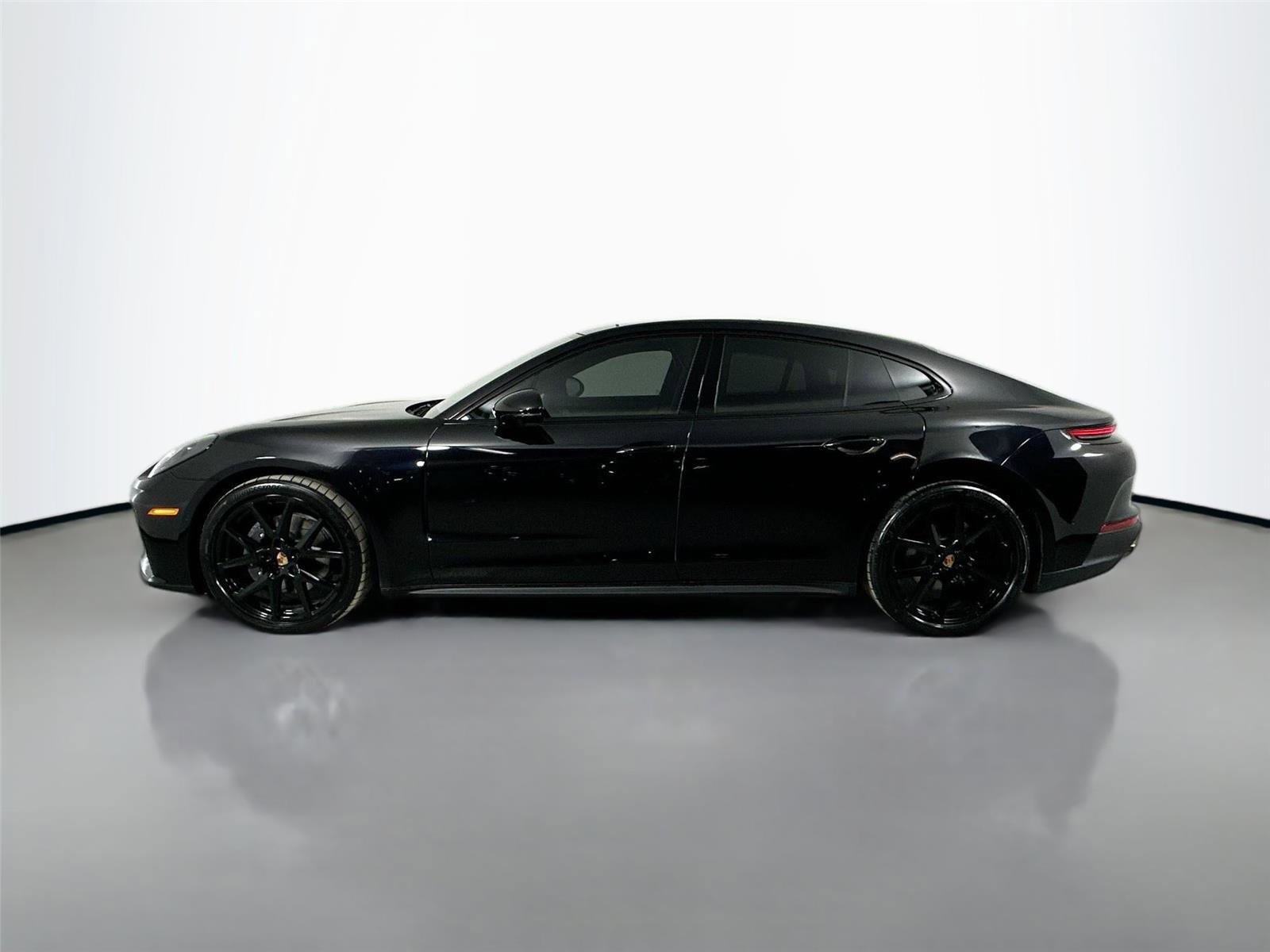 Used 2026 Porsche Panamera 4 AWD/4WD image 2