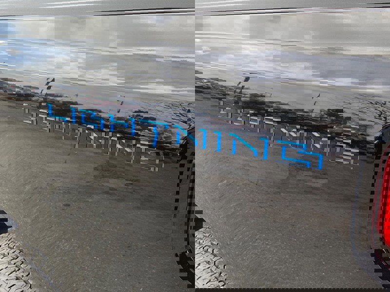 Used 2023 Ford F150 Lightning Lariat image 13