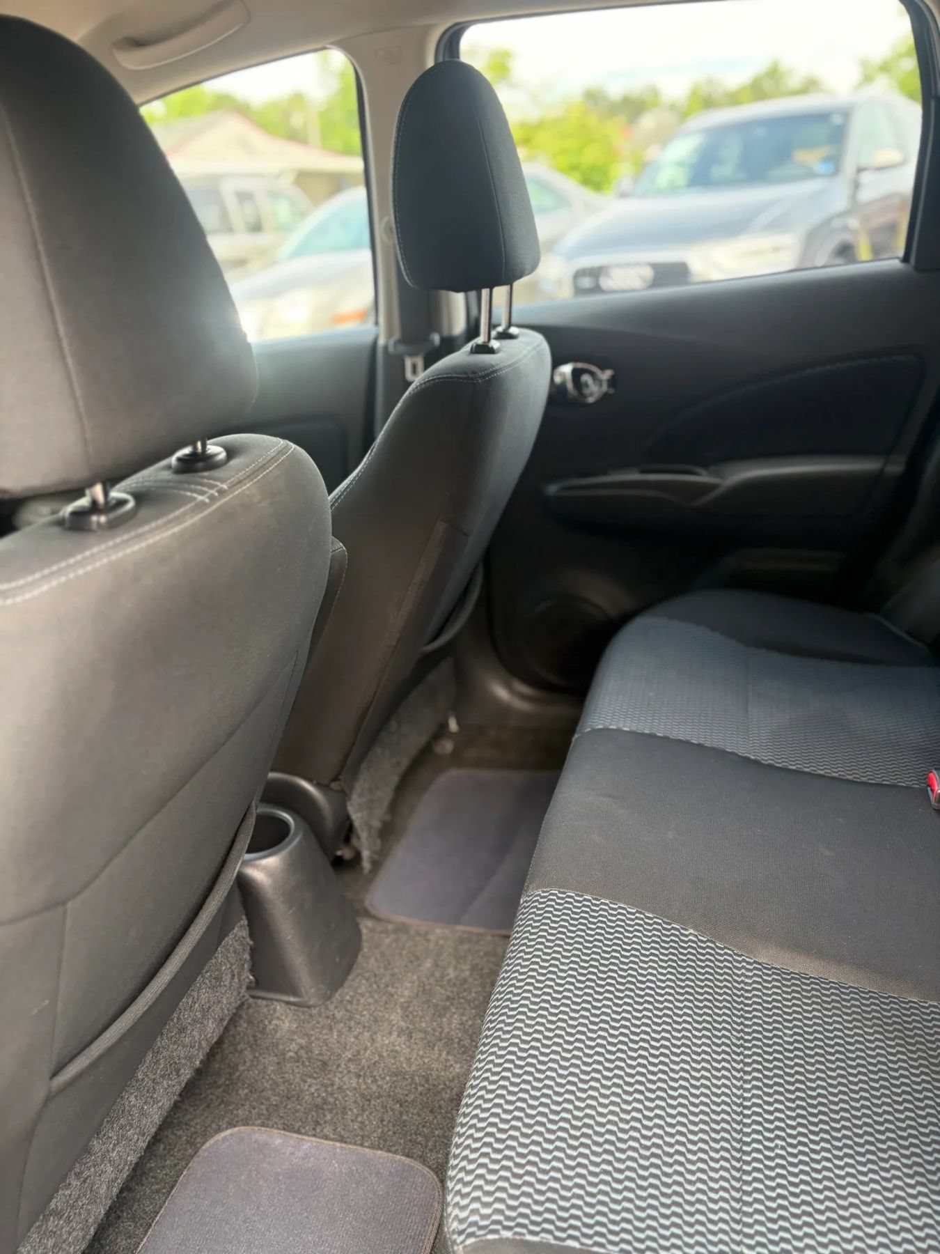 Used 2014 Nissan Versa Note SV FWD image 27