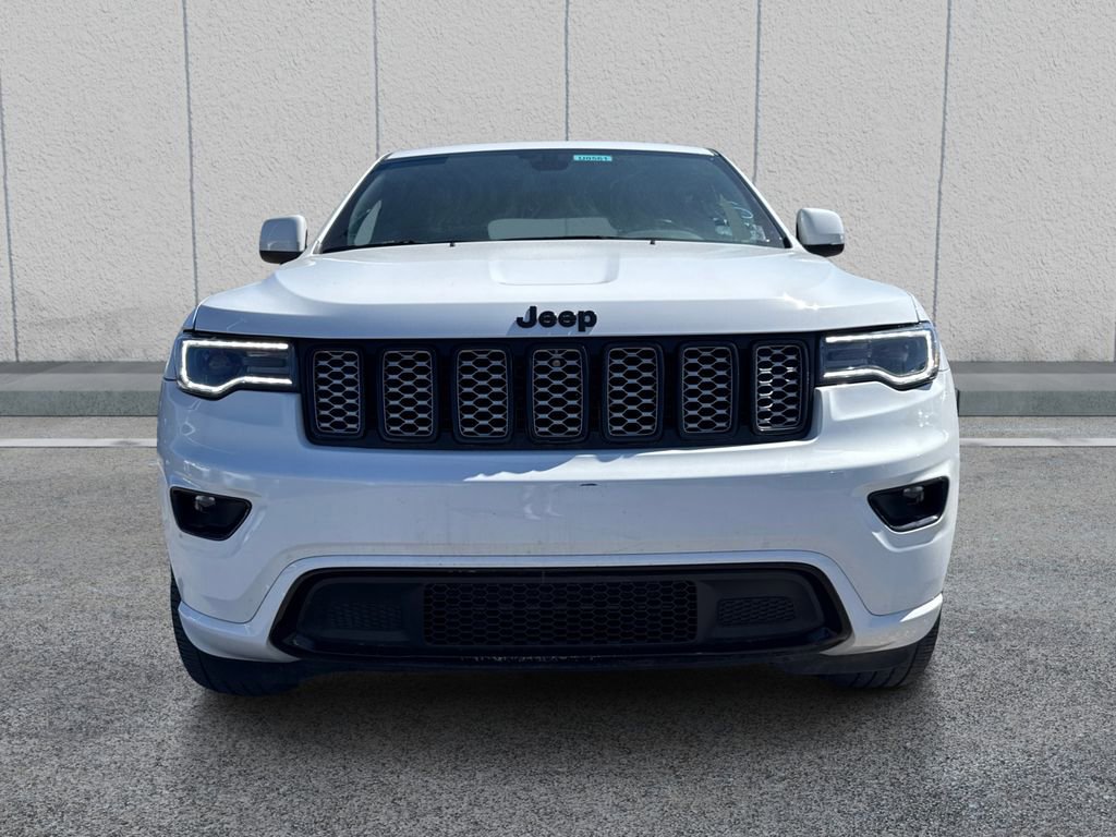 Used 2021 Jeep Grand Cherokee Laredo X AWD/4WD image 2