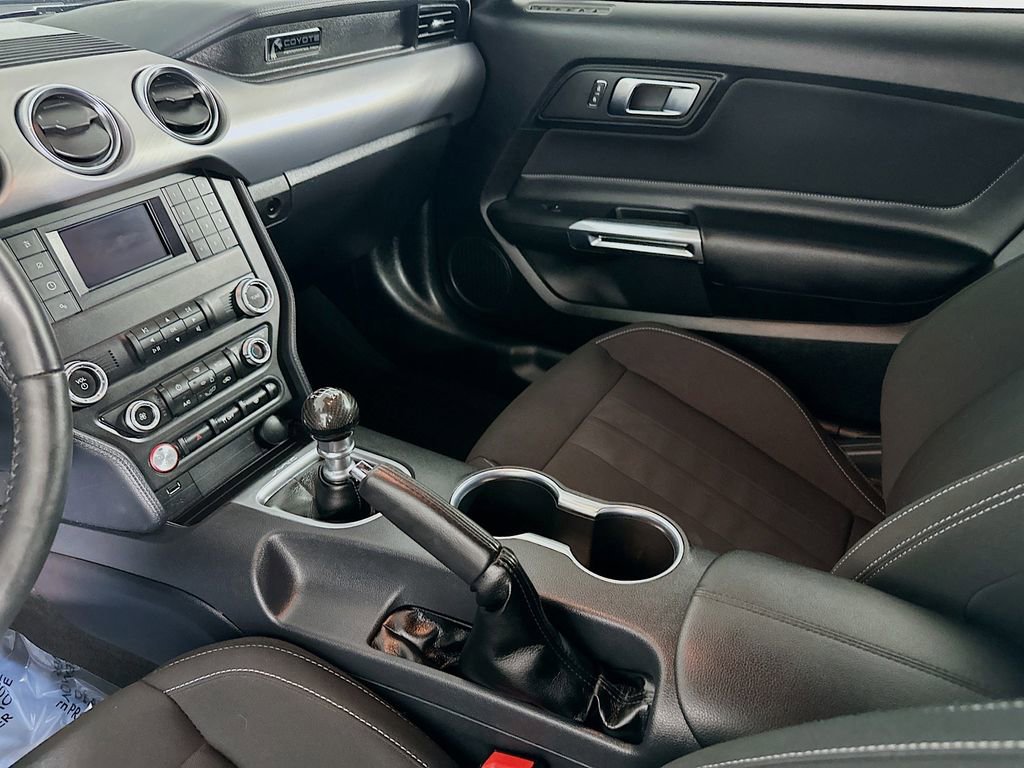 Used 2022 Ford Mustang GT RWD image 28