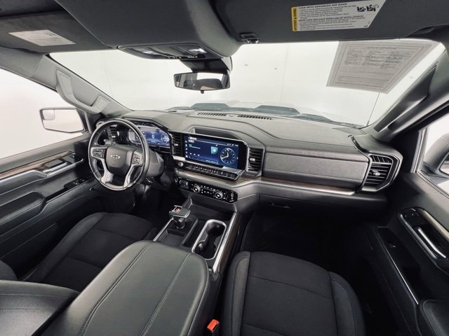 Used 2023 Chevrolet Silverado 1500 LT Trail Boss w/ Protection Package image 17