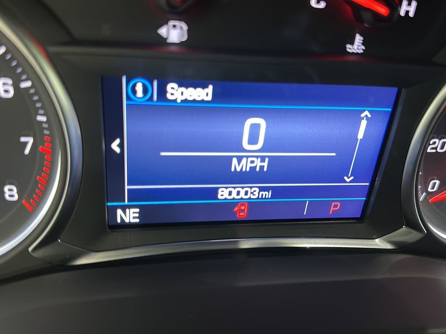 Used 2021 GMC Acadia SLE w/ Elevation Edition image 11