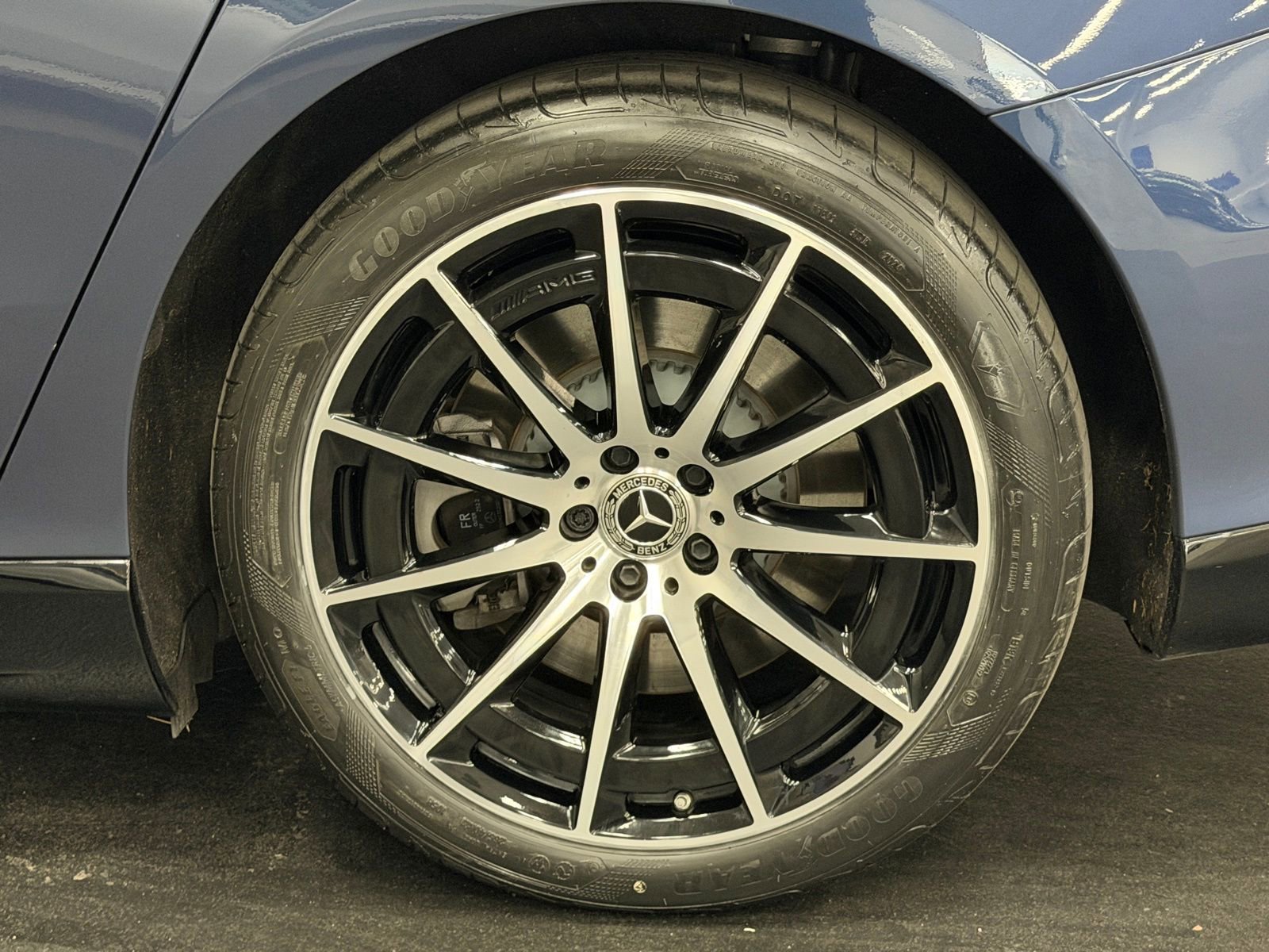 Certified 2023 Mercedes-Benz EQS 580 4MATIC Sedan image 17