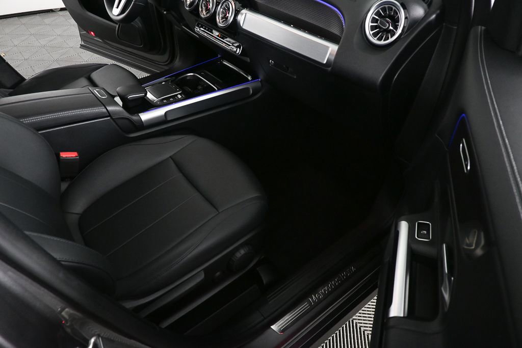 Certified 2022 Mercedes-Benz GLB 250 image 23