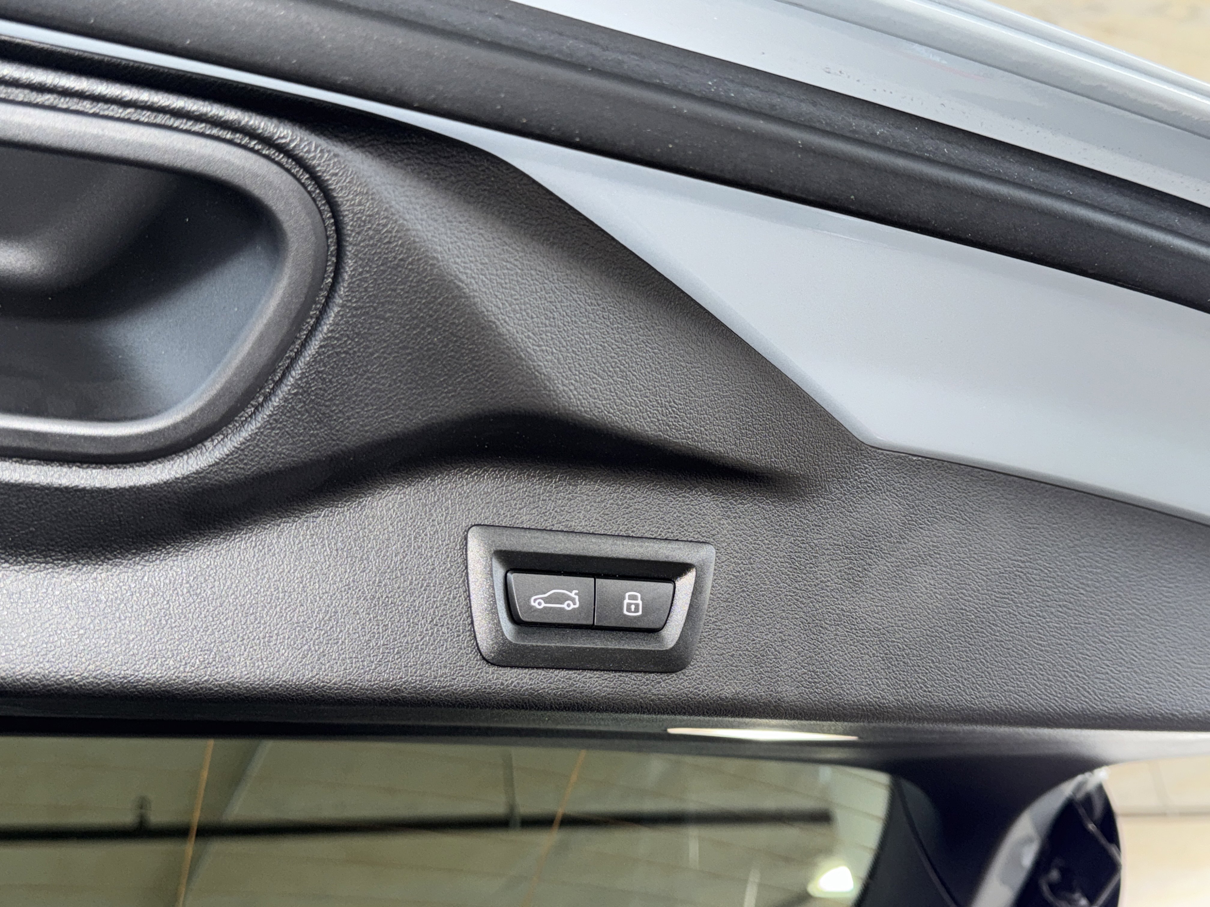 Certified 2025 BMW X5 M60i image 14