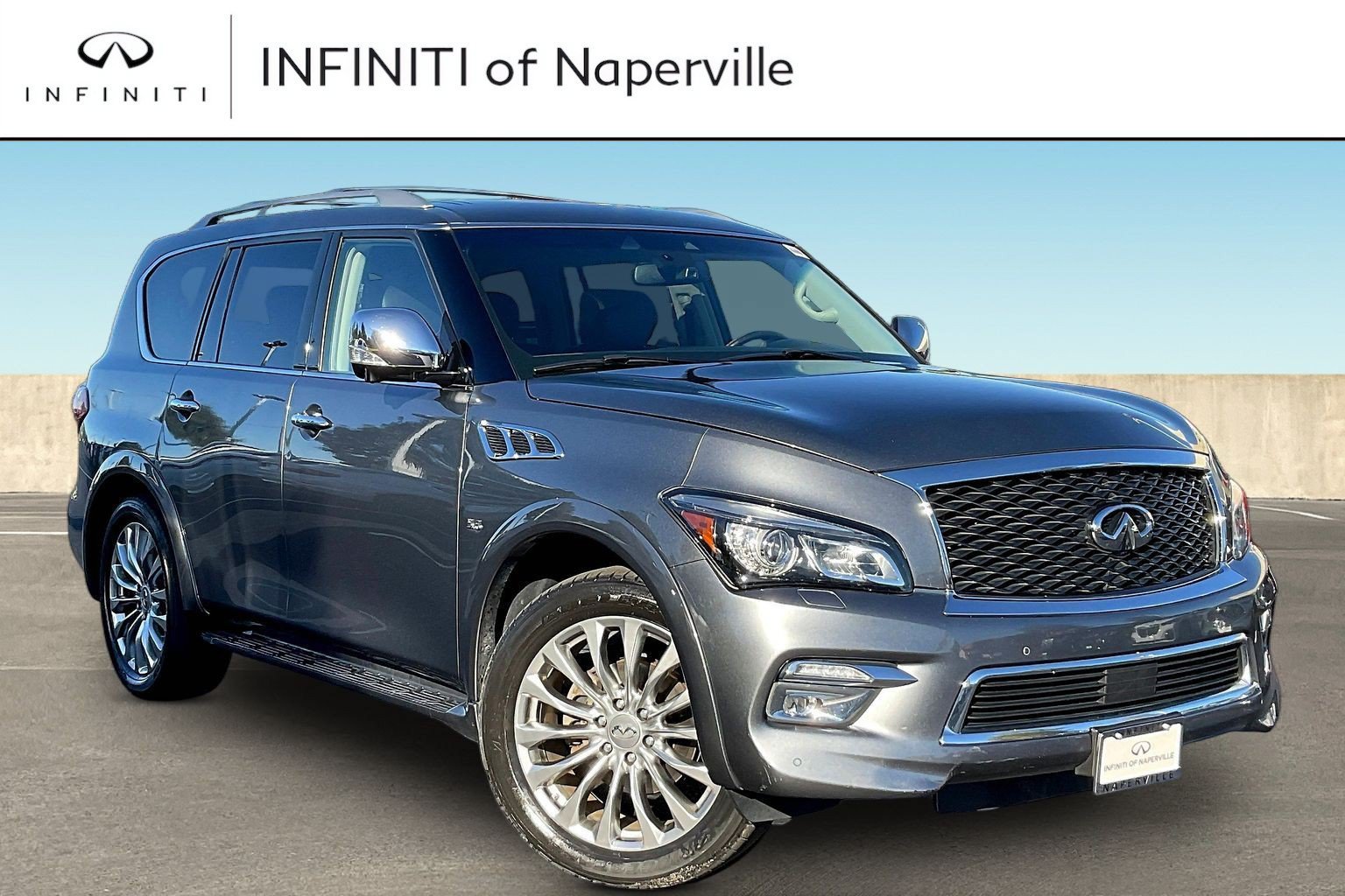 Used 2017 INFINITI QX80 4WD w/ Deluxe Technology Package