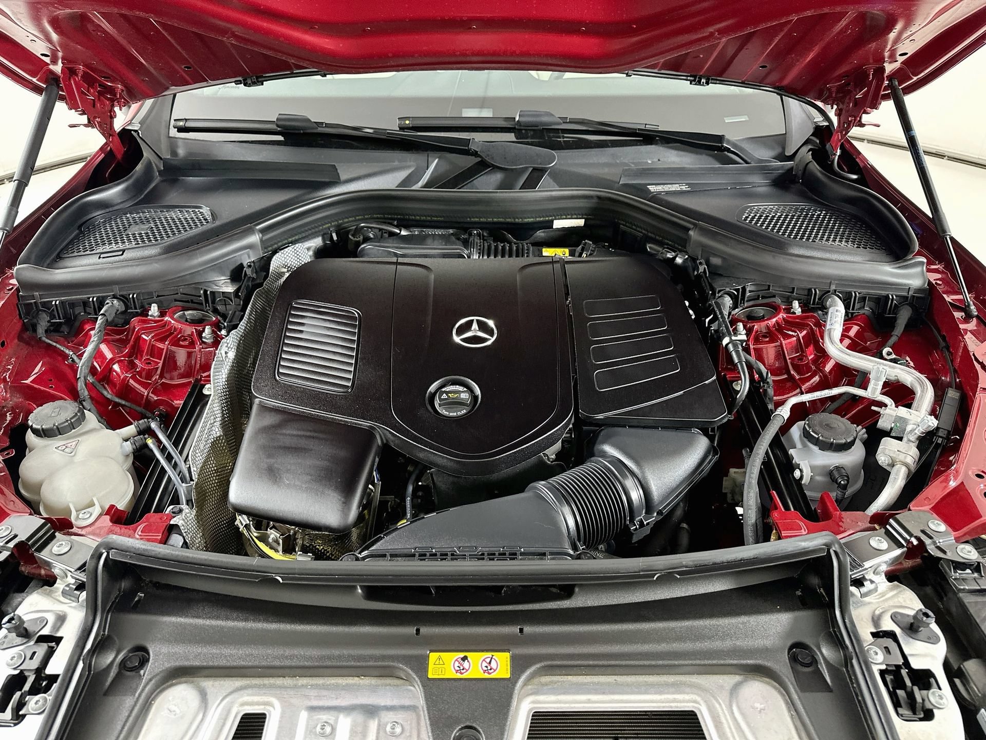 Certified 2026 Mercedes-Benz GLC 300 image 33