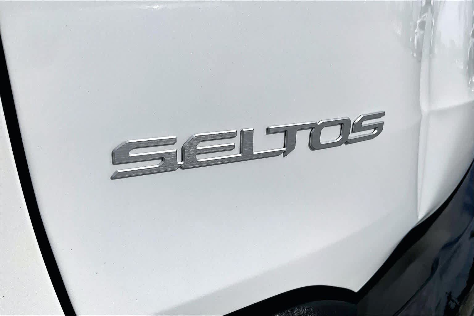 Used 2024 Kia Seltos S FWD image 29