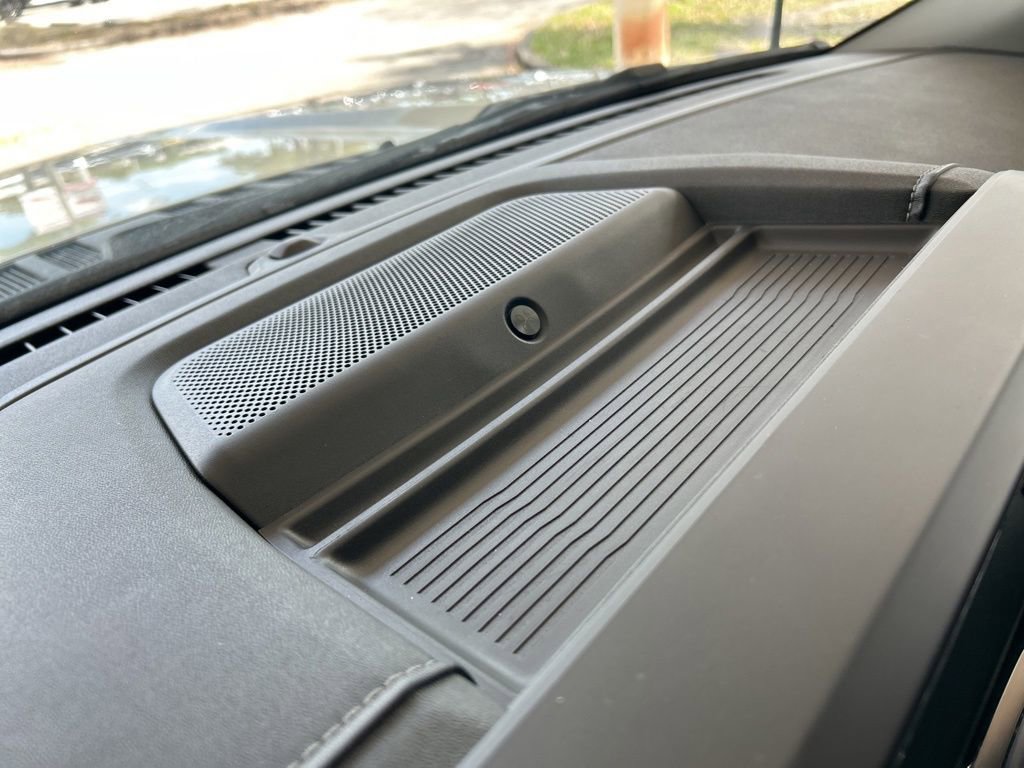 Used 2025 Ford F350 Lariat image 49