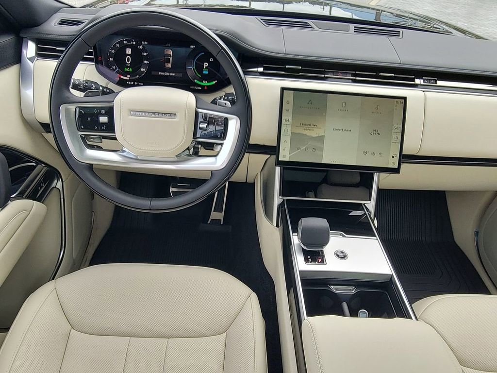 New 2026 Land Rover Range Rover SE image 18