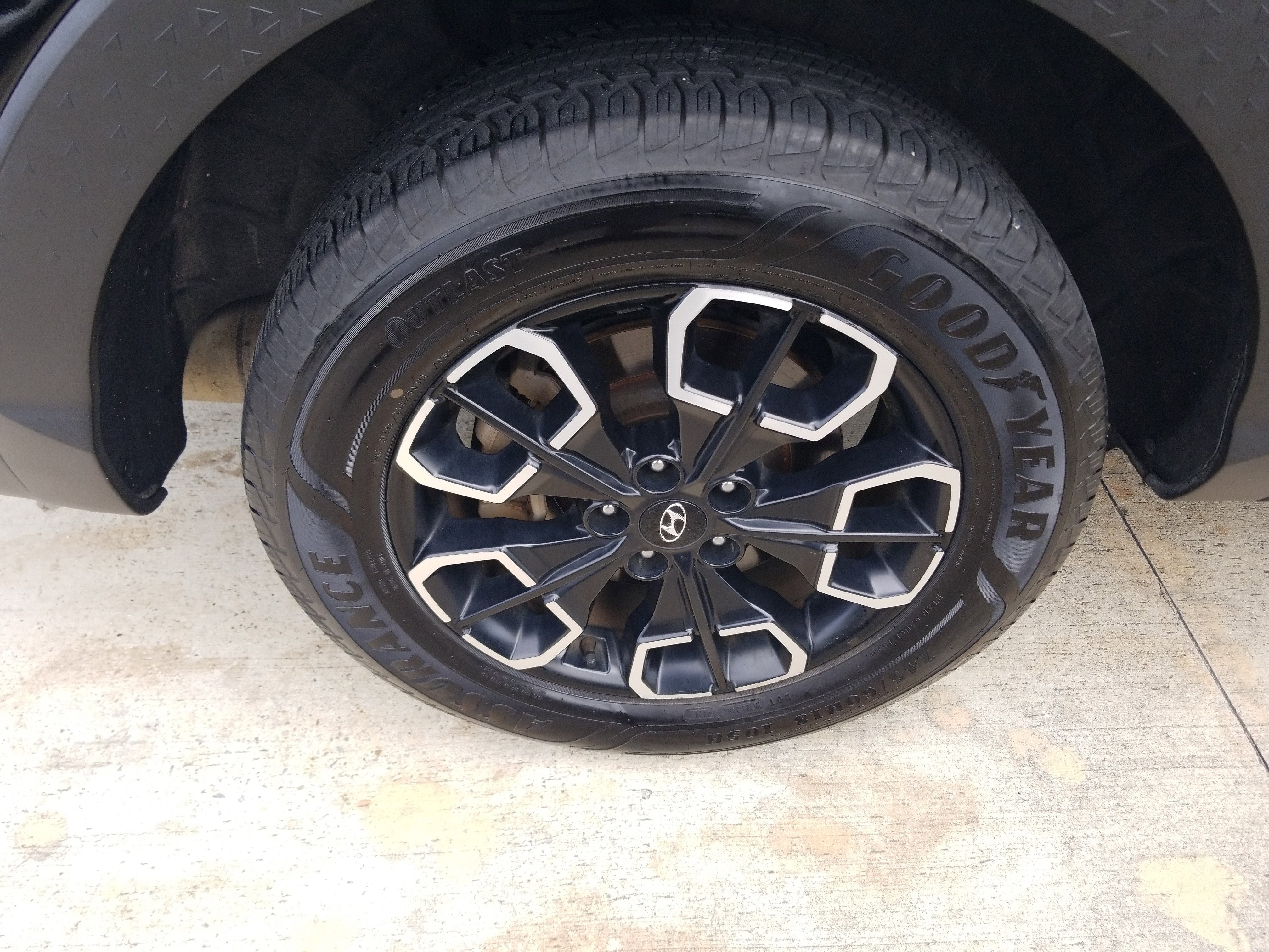 Used 2022 Hyundai Santa Cruz SEL w/ Activity Package FWD image 24