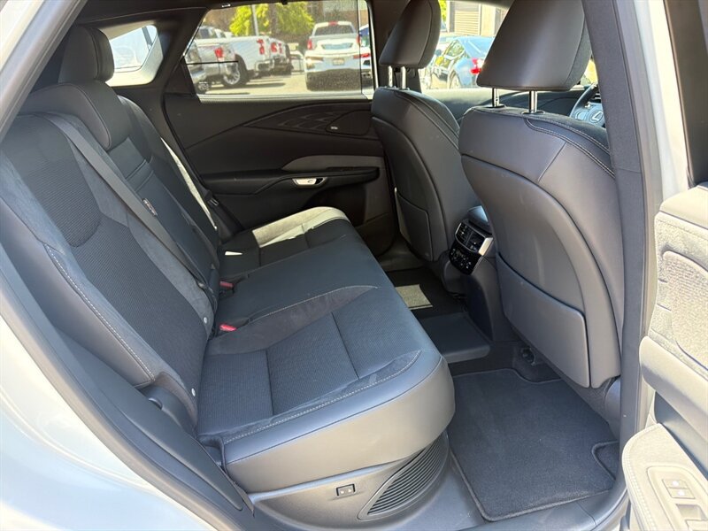 Used 2025 Lexus RX 450h AWD w/ Luxury Package image 30