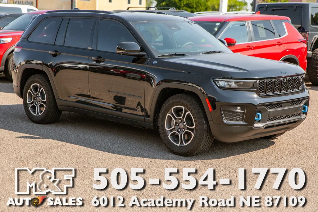 Used 2023 Jeep Grand Cherokee Trailhawk w/ Advanced Protech Group II AWD/4WD image 1