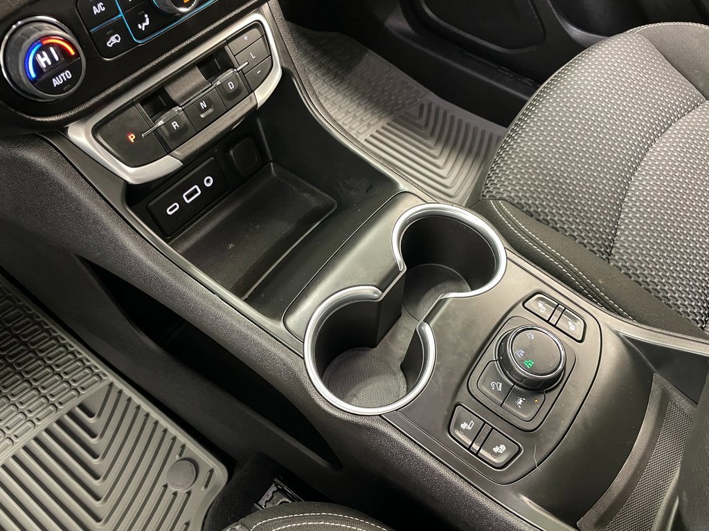 Certified 2022 GMC Terrain SLE w/ Driver Convenience Package image 31