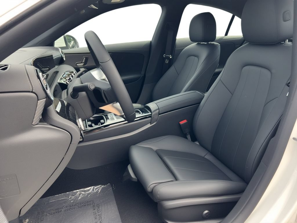 New 2025 Mercedes-Benz CLA 250 4MATIC image 6