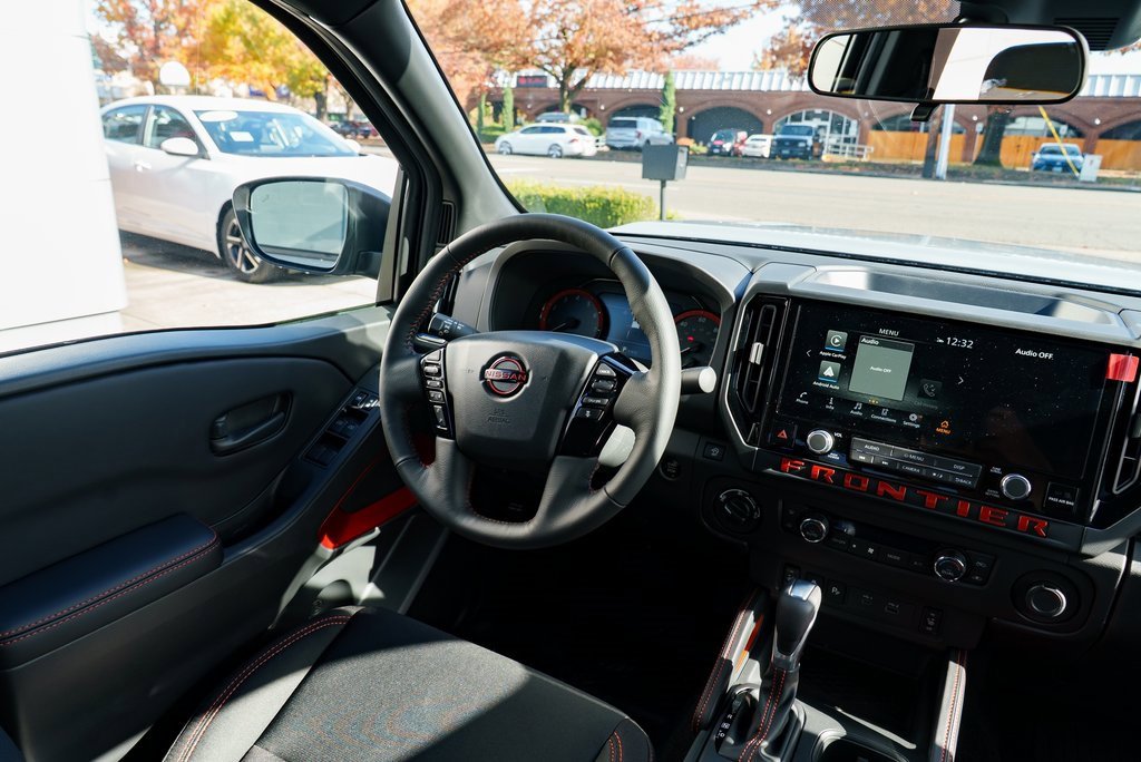 New 2026 Nissan Frontier PRO-4X w/ Pro-4x Convenience Package image 11