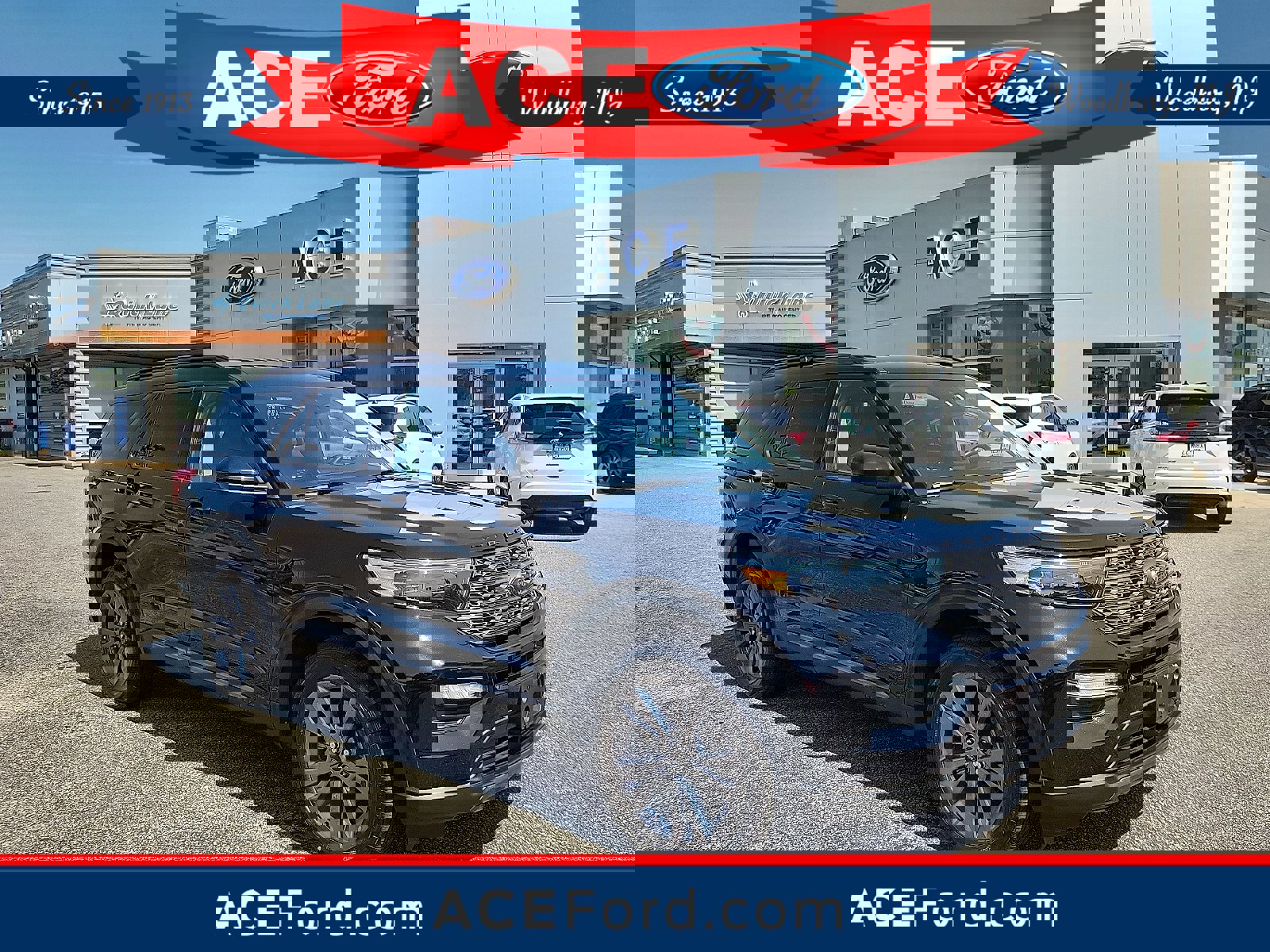 Certified 2022 Ford Explorer XLT w/ Equipment Group 202A