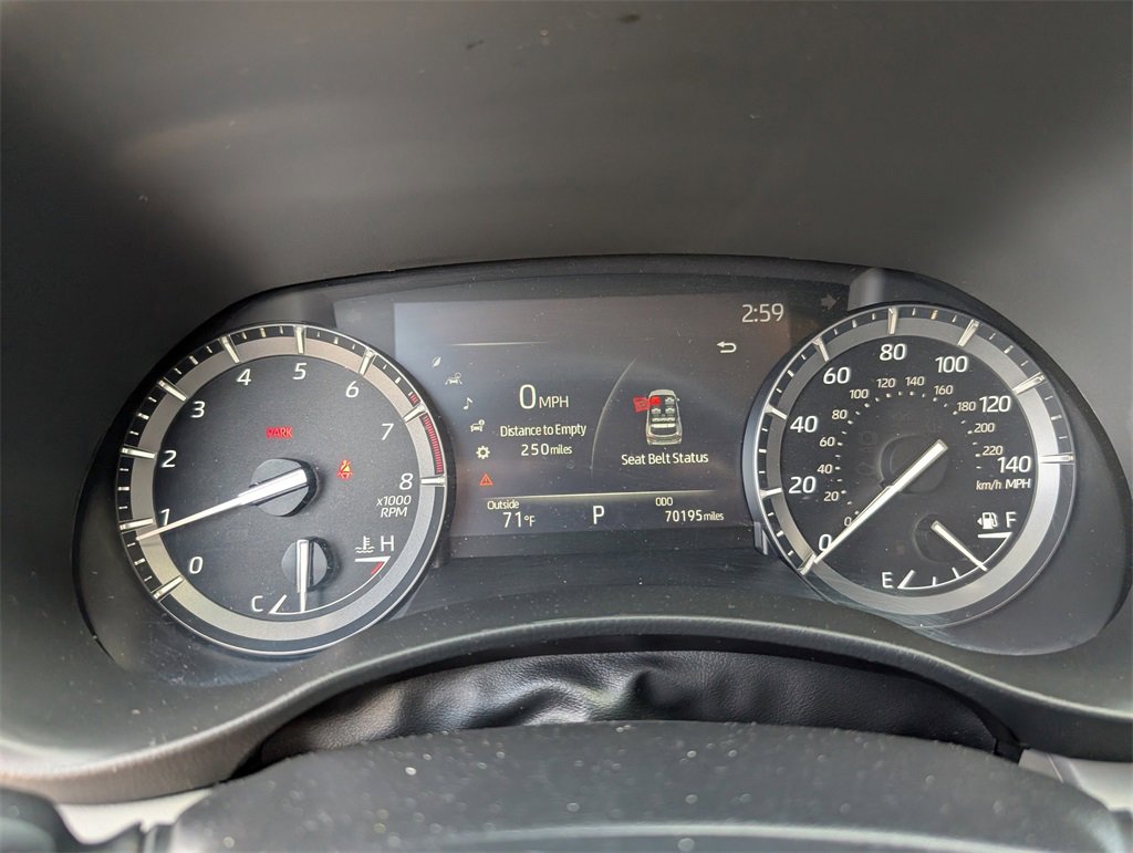 Used 2021 Toyota Highlander XLE image 18