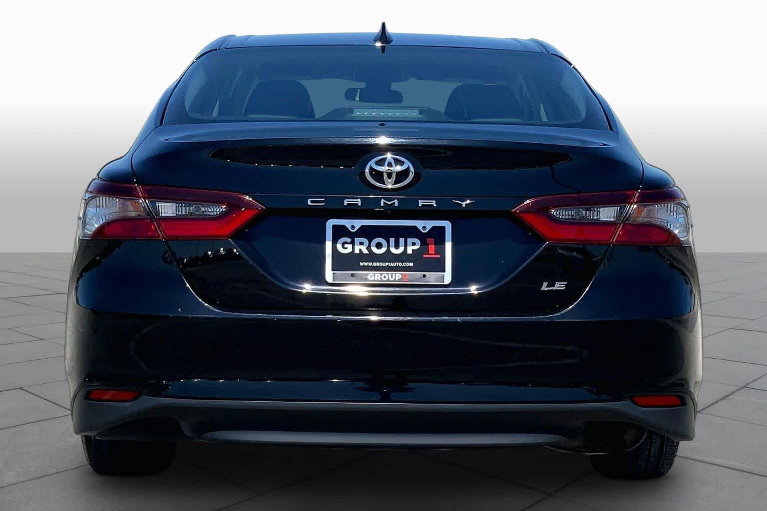 Used 2024 Toyota Camry LE FWD image 5