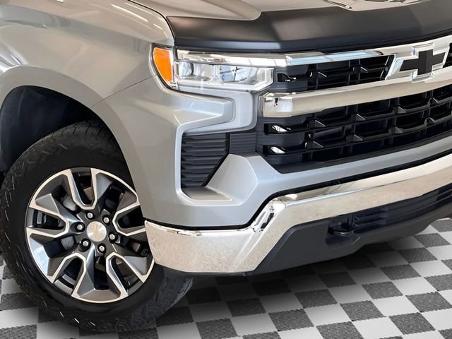 Used 2024 Chevrolet Silverado 1500 LT image 28